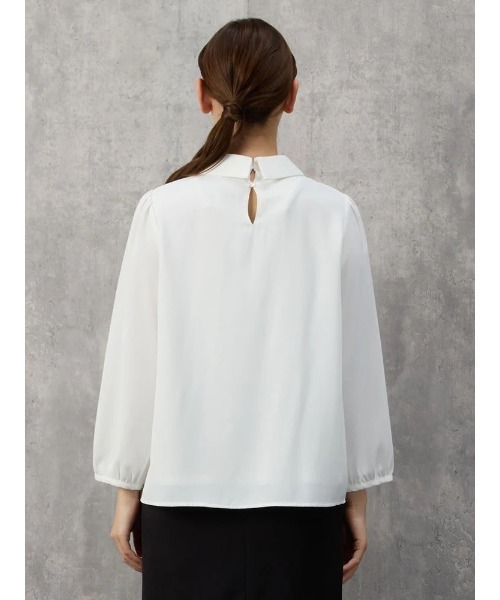 Perfect Suit FActory（パーフェクトスーツファクトリー）の「衿付きブラウス　オフホワイト/ブラック/ワイン（シャツ/ブラウス・レディース・オフホワイト/ブラック・M/L/S）」の19枚目の写真