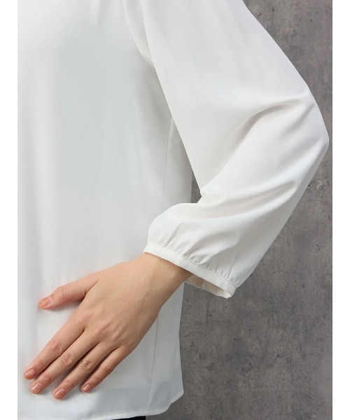 Perfect Suit FActory（パーフェクトスーツファクトリー）の「衿付きブラウス　オフホワイト/ブラック/ワイン（シャツ/ブラウス・レディース・オフホワイト/ブラック・M/L/S）」の22枚目の写真