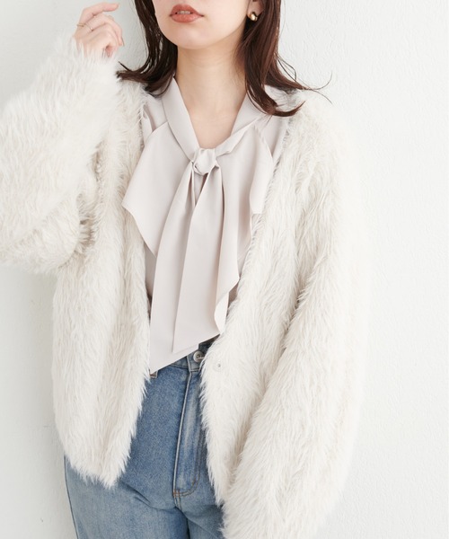 natural couture（ナチュラルクチュール）の「ラッフル×ボウタイブラウス（シャツ/ブラウス・レディース・ライトベージュ/オフホワイト/ラベンダー/ネイビー/その他1/その他2・FREE）」の12枚目の写真