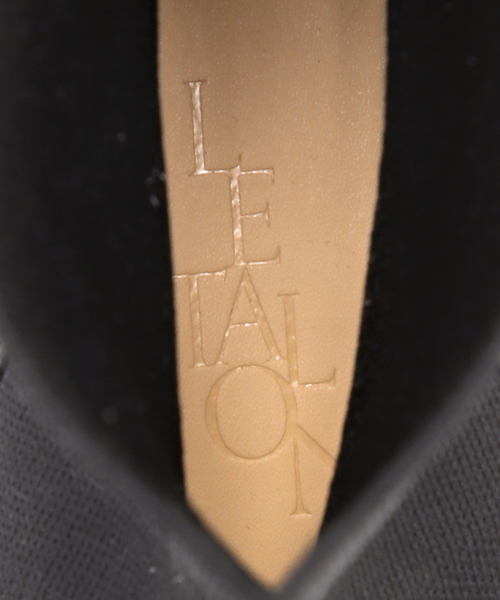 LE TALON(ルタロン)の「撥水ニットトラックソールショートブーツ(ブーツ・レディース・アイボリー/ブラック×ブラック・LARGE/X-LARGE/SMALL/MEDIUM)」の21枚目の写真