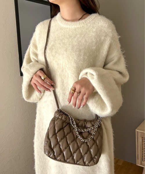 prose verse（プロズヴェール）の「2WAYキルティングミニバッグ（ショルダーバッグ・レディース・グレイッシュベージュ/ブラック/ブラック系その他・ﾌﾘ-）」の5枚目の写真