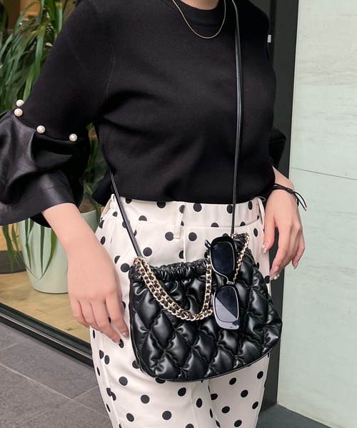 prose verse（プロズヴェール）の「2WAYキルティングミニバッグ（ショルダーバッグ・レディース・グレイッシュベージュ/ブラック/ブラック系その他・ﾌﾘ-）」の13枚目の写真