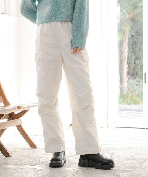 Kry clothing 留守番ののかコラボ　カーゴパンツ白 Kry clothing 留守番ののかコラボ カーゴパンツ白 - メルカリ