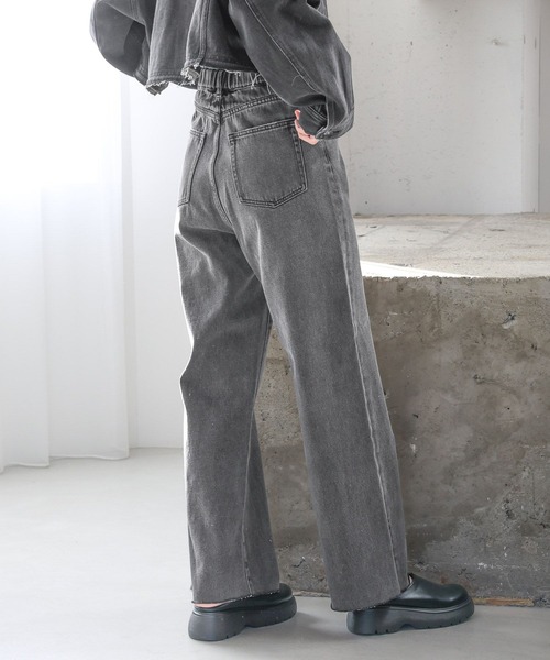 LEPSIM（レプシィム）の「ストレートデニムパンツ　992049（デニムパンツ・レディース・ブラック系その他/ライトブルー/インディゴブルー/ブルー系その他・LARGE/SMALL/MEDIUM）」の18枚目の写真