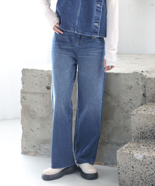 LEPSIM（レプシィム）の「ストレートデニムパンツ　992049（デニムパンツ・レディース・ブラック系その他/ライトブルー/インディゴブルー/ブルー系その他・LARGE/SMALL/MEDIUM）」の21枚目の写真