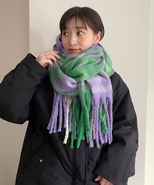 fredy emue(フレディエミュ)の「チェックふわふわストール(ストール/ショール・レディース・ピンク系その他/ベージュ系その他/パープル系その他/オレンジ系その他/ブラック系その他・FREE)」の8枚目の写真