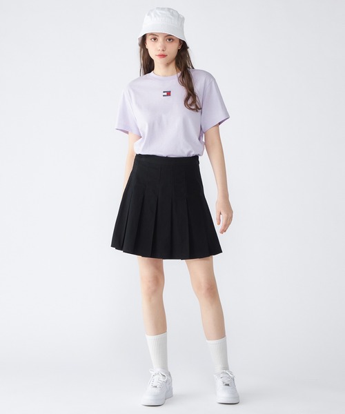 tommy jeans（トミー ジーンズ）の「【オンライン限定】ボクシーロゴTシャツ（Tシャツ/カットソー・レディース・ホワイト/ライトパープル・X-SMALL/SMALL/MEDIUM）」の6枚目の写真