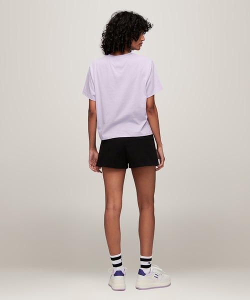 tommy jeans（トミー ジーンズ）の「【オンライン限定】ボクシーロゴTシャツ（Tシャツ/カットソー・レディース・ホワイト/ライトパープル・X-SMALL/SMALL/MEDIUM）」の14枚目の写真