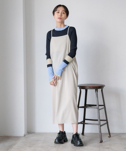 LOWRYS FARM（ローリーズファーム）の「シアーイソザイニットＬＳ 105109（ニット/セーター・レディース・レッド/ネイビー/ブラック・FREE）」の4枚目の写真