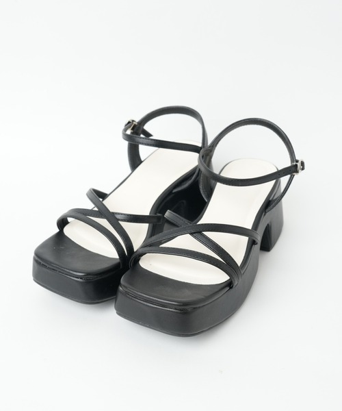 WEGO（ウィゴー）の「WEGO/バルキーヒール細ストラップサンダル（サンダル・レディース・ブラック/インディゴブルー・MEDIUM/LARGE）」の8枚目の写真