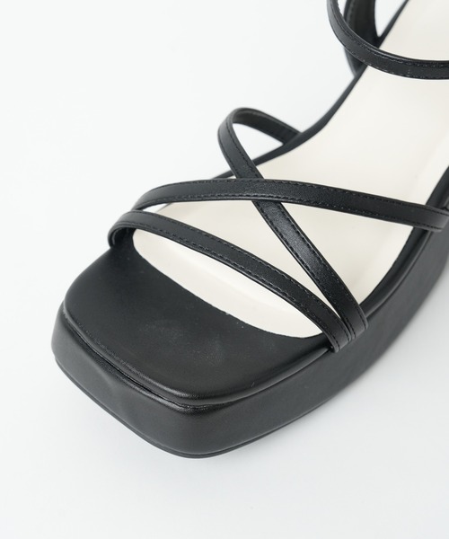 WEGO（ウィゴー）の「WEGO/バルキーヒール細ストラップサンダル（サンダル・レディース・ブラック/インディゴブルー・MEDIUM/LARGE）」の13枚目の写真