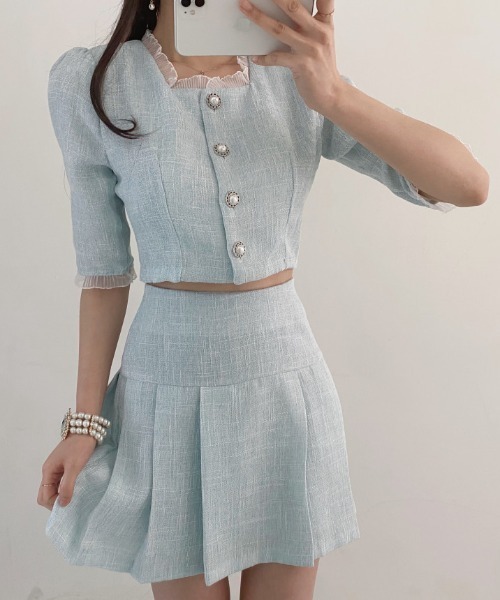 FREE STYLISTS(フリー スタイリスト)の「YUGA_YGMC パールボタン サマーツイード クロップドジャケット(ノーカラージャケット・レディース・ライトグリーン/ライトブルー/ホワイト・FREE)」の14枚目の写真