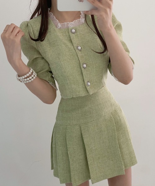 FREE STYLISTS(フリー スタイリスト)の「YUGA_YGMC パールボタン サマーツイード クロップドジャケット(ノーカラージャケット・レディース・ライトグリーン/ライトブルー/ホワイト・FREE)」の10枚目の写真