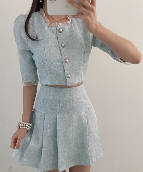 FREE STYLISTS(フリー スタイリスト)の「YUGA_YGMC パールボタン サマーツイード クロップドジャケット(ノーカラージャケット・レディース・ライトグリーン/ライトブルー/ホワイト・FREE)」の15枚目の写真