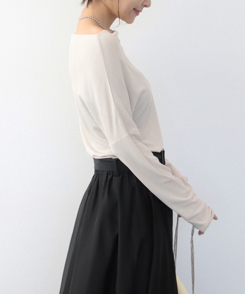 TITE IN THE STORE(ティテ インザ ストア)の「【AGAWD/アガウド】オフショルダーリブプルオーバー(Tシャツ/カットソー・レディース・オフホワイト/ブラック・38)」の7枚目の写真