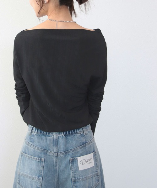 TITE IN THE STORE(ティテ インザ ストア)の「【AGAWD/アガウド】オフショルダーリブプルオーバー(Tシャツ/カットソー・レディース・オフホワイト/ブラック・38)」の12枚目の写真