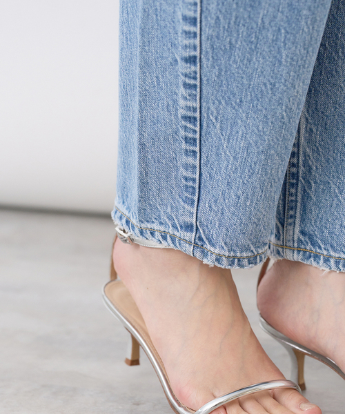 upper hights/アッパーハイツ】MISS ANKLE TWIST デニムパンツ