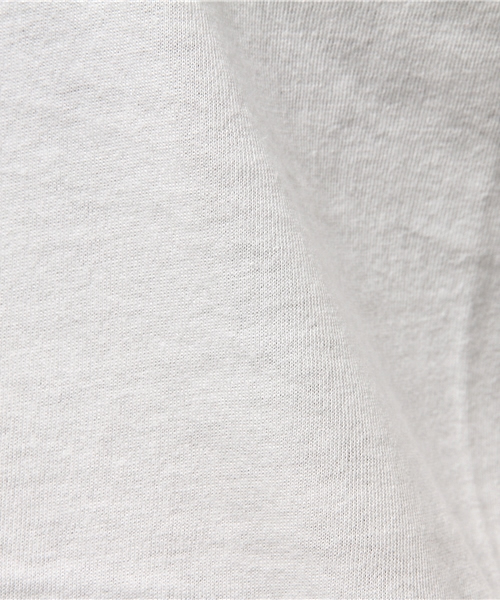 AZUL by moussy（アズールバイマウジー）の「40/-タンブラー天竺カットオフV/N長袖PO（Tシャツ/カットソー・レディース・ブラック系その他/ホワイト系その他/ブラック/トップグレー/カーキ系/オフホワイト/ダークネイビー・MEDIUM/X-SMALL/LARGE/SMALL/X-LARGE）」の9枚目の写真