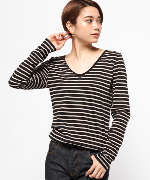 AZUL by moussy（アズールバイマウジー）の「40/-タンブラー天竺カットオフV/N長袖PO（Tシャツ/カットソー・レディース・ブラック系その他/ホワイト系その他/ブラック/トップグレー/カーキ系/オフホワイト/ダークネイビー・MEDIUM/X-SMALL/LARGE/SMALL/X-LARGE）」の18枚目の写真