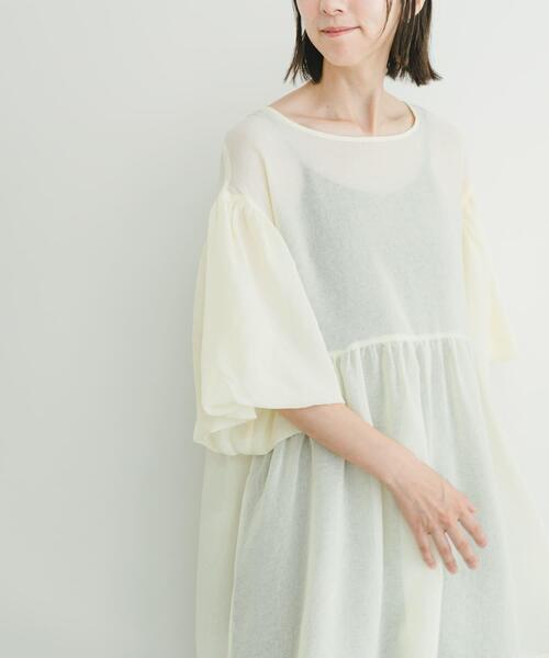ITEMS URBANRESEARCH（アイテムズ アーバンリサーチ）の「シアーティアードブラウス（シャツ/ブラウス・レディース・ブラック/ホワイト系その他・FREE）」の20枚目の写真