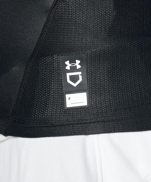 UNDER ARMOUR(アンダーアーマー)の「UAアイソチル コンプレッション ショートスリーブ クルーネック シャツ(ベースボール/メンズ)(Tシャツ/カットソー・メンズ・ブラック・XL/L/M/S/2XL/3XL)」の6枚目の写真