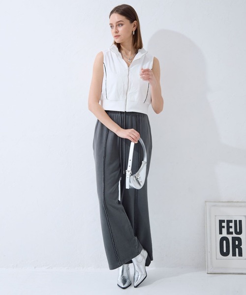 FOREVER 21（フォーエバー トゥエンティーワン）の「【2024SS】トラックベスト（ベスト・レディース・オフホワイト/ブラック・FREE）」の19枚目の写真