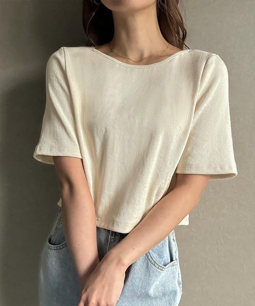 junoah(ジュノア)の「前後2wayリブチビTシャツ(Tシャツ/カットソー・レディース・ホワイト/ブラック/アイボリー・MEDIUM/LARGE/X-LARGE)」の3枚目の写真