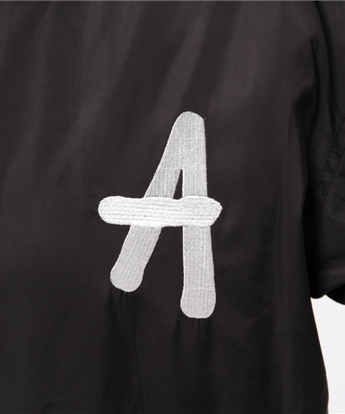 WEGO（ウィゴー）の「WEGO/イニシャルスタジャン（スタジャン・レディース・ネイビー/ブラック・FREE）」の5枚目の写真