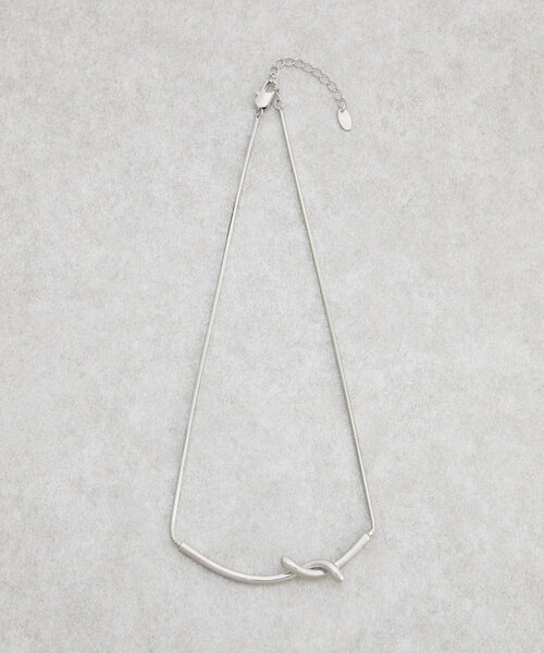 BEARDSLEY（ビアズリー）の「ネジレネックレス（ネックレス・レディース・シルバー・FREE）」の10枚目の写真
