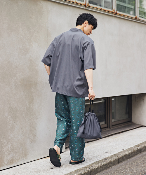 JOURNAL STANDARD relume（ジャーナルスタンダード　レリューム）の「AIRLY DOTS サッカー半袖シャツ（シャツ/ブラウス・メンズ・グレー/ブラック/ネイビー・MEDIUM/LARGE）」の5枚目の写真