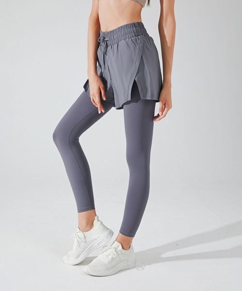 OSYAREVO（オシャレボ）の「水着 レディース 体型カバー ラッシュガード フィットネス 水陸両用 水陸両用 一体型 体型カバー レギンス レディース（ラッシュガード・レディース・ピンク/ブラック/グレー・SMALL/MEDIUM/LARGE/X-LARGE）」の10枚目の写真