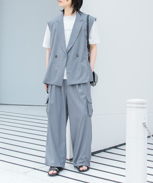 SENSE OF PLACE by URBAN RESEARCH（センスオブプレイスバイアーバンリサーチ）の「『ユニセックス』『セットアップ対応』 サイドスリットテーラードベスト（ベスト・メンズ・ブラック/グレー/ミント・MEDIUM/LARGE）」の21枚目の写真