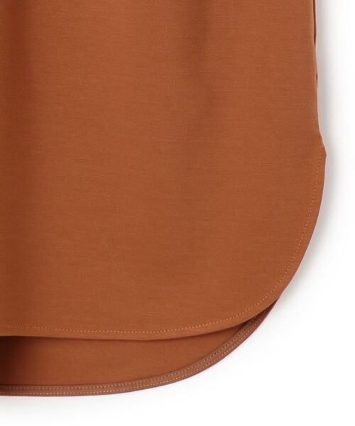 UNFILO(アンフィーロ)の「BEAUTY FORM タックスリーブTシャツ(Tシャツ/カットソー・レディース・ベージュ系2/ホワイト系/ブラウン系/ブラック系/グレー系・MEDIUM/LARGE/SMALL)」の19枚目の写真