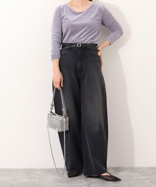 NOLLEY’S（ノーリーズ）の「【VELETTO/ヴェレット】メタルボックスバッグ（クラッチバッグ・レディース・シルバー・FREE）」の2枚目の写真