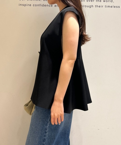 Mystrada（マイストラーダ）の「アシメデザインバックフレアジレ（ベスト・レディース・ブラック・36/38）」の4枚目の写真