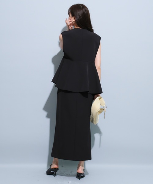 Mystrada（マイストラーダ）の「アシメデザインバックフレアジレ（ベスト・レディース・ブラック・36/38）」の17枚目の写真