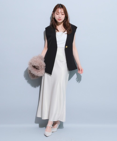 Mystrada（マイストラーダ）の「アシメデザインバックフレアジレ（ベスト・レディース・ブラック・36/38）」の12枚目の写真