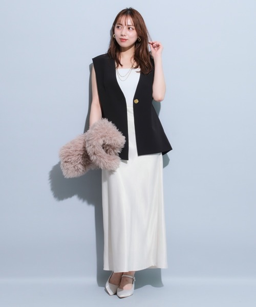 Mystrada（マイストラーダ）の「アシメデザインバックフレアジレ（ベスト・レディース・ブラック・36/38）」の13枚目の写真