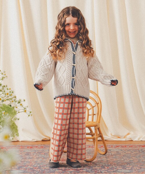 こども ビームス（コドモビームス）の「こども ビームス / ケーブル編み ニットカーディガン 2024（100～150cm）（カーディガン/ボレロ・キッズ・オフホワイト/ネイビー・M（120-130）/L(140-150)/S(100-110)）」の7枚目の写真