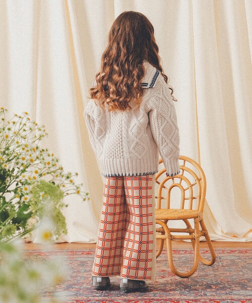 こども ビームス（コドモビームス）の「こども ビームス / ケーブル編み ニットカーディガン 2024（100～150cm）（カーディガン/ボレロ・キッズ・オフホワイト/ネイビー・M（120-130）/L(140-150)/S(100-110)）」の9枚目の写真