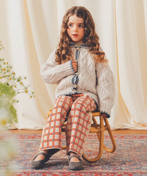 こども ビームス（コドモビームス）の「こども ビームス / ケーブル編み ニットカーディガン 2024（100～150cm）（カーディガン/ボレロ・キッズ・オフホワイト/ネイビー・M（120-130）/L(140-150)/S(100-110)）」の10枚目の写真