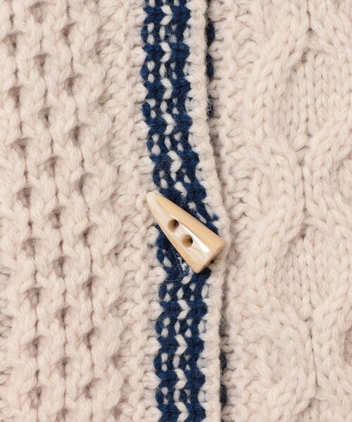 こども ビームス（コドモビームス）の「こども ビームス / ケーブル編み ニットカーディガン 2024（100～150cm）（カーディガン/ボレロ・キッズ・オフホワイト/ネイビー・M（120-130）/L(140-150)/S(100-110)）」の20枚目の写真