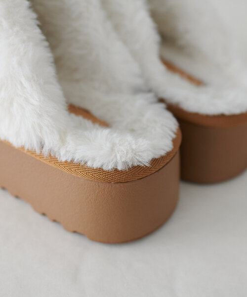 DISCOAT（ディスコート）の「【秋冬の足元はコレで決まり♪】フェイクムートンサボ《WEB限定カラーあり》（ブーツ・レディース・グレー/キャメル/ブラック・LARGE/MEDIUM）」の12枚目の写真