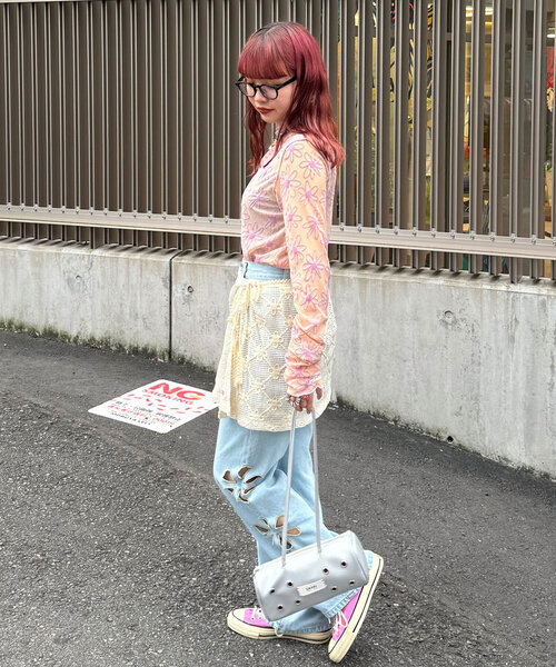 HELLO.SANFRANCISCO(ハローサンフランシスコ)の「【HELLO.SANFRANCISCO/ハローサンフランシスコ】フロッキーフラワーシアータートルトップス(Tシャツ/カットソー・レディース・ピンク/ホワイト/ブルー・ONE SIZE)」の16枚目の写真