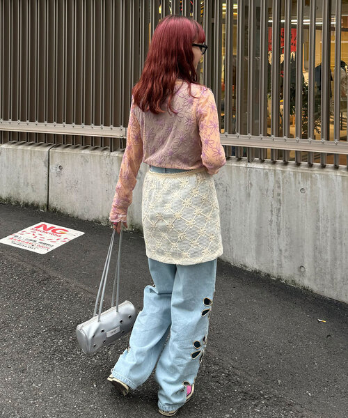 HELLO.SANFRANCISCO(ハローサンフランシスコ)の「【HELLO.SANFRANCISCO/ハローサンフランシスコ】フロッキーフラワーシアータートルトップス(Tシャツ/カットソー・レディース・ピンク/ホワイト/ブルー・ONE SIZE)」の17枚目の写真