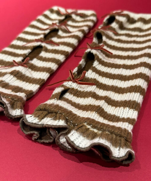 CIAOPANIC(チャオパニック)の「【@yuna_maruu企画】【Me+Me/ミープラスミー】ボーダーリボンアームウォーマ(その他小物・レディース・オフホワイト/ピンク・FREE)」の12枚目の写真