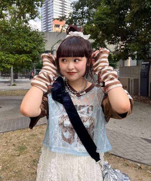 CIAOPANIC(チャオパニック)の「【@yuna_maruu企画】【Me+Me/ミープラスミー】ボーダーリボンアームウォーマ(その他小物・レディース・オフホワイト/ピンク・FREE)」の13枚目の写真