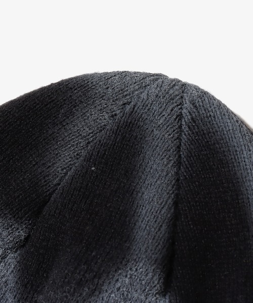 atmos pink(アトモスピンク)の「atmos pink Diamond Pattern Beanie / アトモス ピンク ダイヤモンド パターン ビーニー(ニットキャップ/ビーニー・レディース・ブラック/アイボリー・FREE)」の5枚目の写真