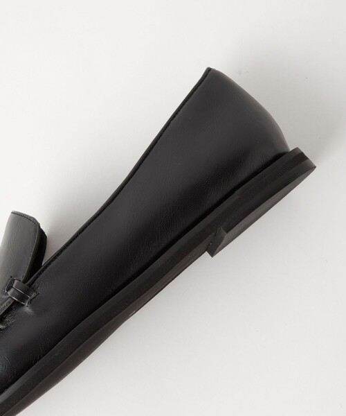 green label relaxing（グリーンレーベルリラクシング）の「スクエアタッセル フラットローファー / フラットシューズ -撥水-（ローファー・レディース・ダークブラウン/その他1/ブラック・23.5cm/23cm/24.5cm/24cm/25cm/22.5cm）」の16枚目の写真