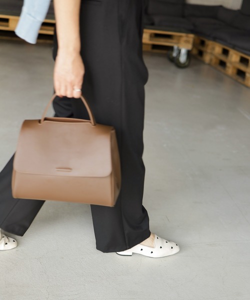 SESTO（セスト）の「ハート刺繍ローファーパンプス（ローファー・レディース・ブラック/ブラック系その他/グレー/アイボリー・22.5cm/23.0cm/23.5cm/24.0cm/24.5cm/25.0cm）」の13枚目の写真